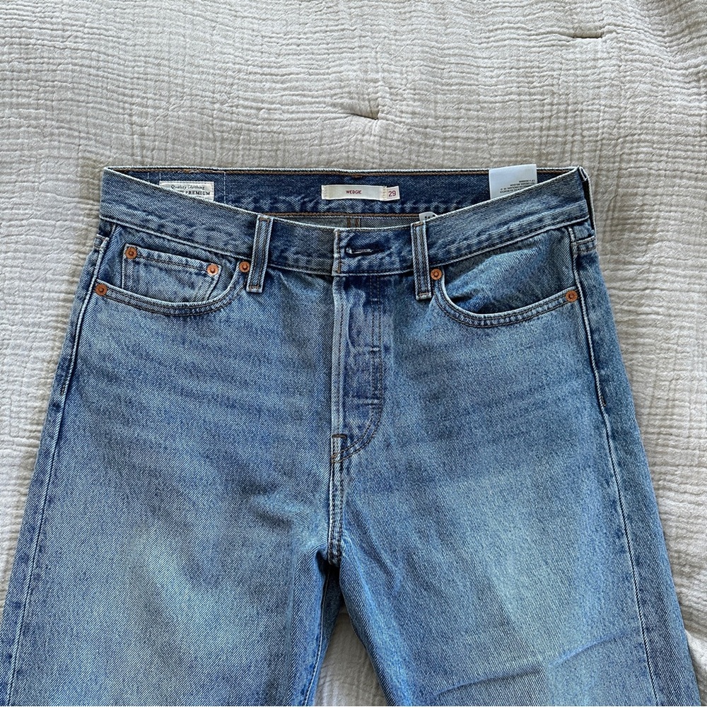 Levi’s Wedgie Jeans